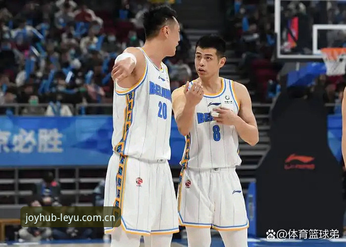 乐鱼官方中文站APP下载更新2026最新版本 北京男篮主帅换血:李楠接棒,新赛季备战路径与实操要点